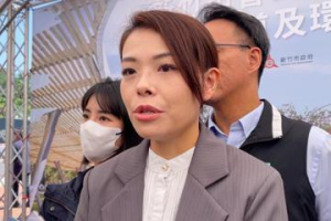 高虹安稱英語教材未發是不實訊息 議員籲坦承疏失