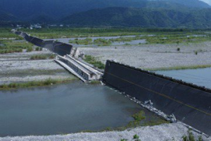 高寮大橋重建外傳被減為9公尺寬 花蓮縣府：勿以訛傳訛