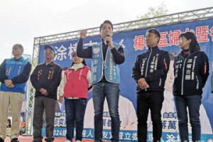 跑遍桃園助講扮聖誕公公 蔣萬安：選票支持揭執政弊案