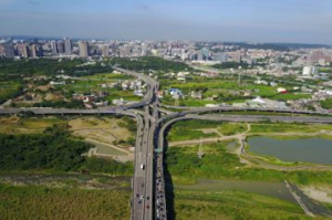 緩解塞車 經國大橋將新增汽機車道 本周六開地方說明會