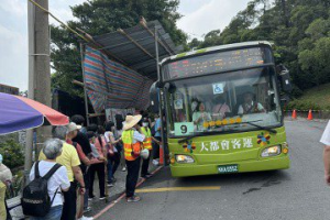 北市掃墓公車行駛八天 民眾滿意度達95.06％