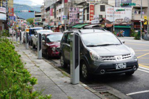 前10分鐘免費！埔裏路邊停車明起試營運 7月起每小時收20元