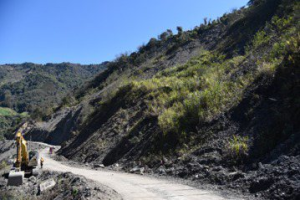 南投仁愛山區降下大雨 力行產業道路坍方仍未搶通