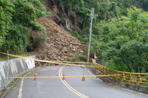 南投山區多處路段落石坍方危險 玉山奧萬大暫時休園3天