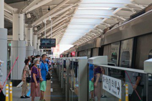 岡山車站通車1周佔高捷運量1.7% 地方盼增停車格