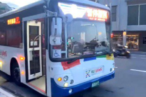 基隆舊公車又拋錨零件噴飛 議員：少送電動機車就夠了