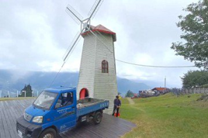 影／凱米進逼！合歡山天文台套網 清境風車拉繩加固