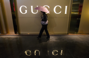 精品需求依然不振 Gucci母公司警告下半年獲利看減30%