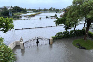 宜蘭七賢村水淹2米一片汪洋 居民受困質疑蘭陽溪閘門未關釀災