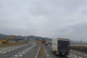 西濱公路玄寶大橋吊梁作業 自12日8點起全線中斷兩天