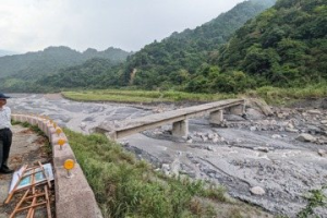 宜蘭大同鄉碼崙溪二號壩遭沖毀 工程會允諾重新規畫