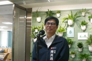 敲碗「二姊」復出高雄開演唱會 陳其邁大方承認「我也是江蕙歌迷」