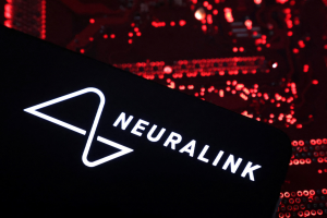 馬斯克Neuralink第二位受試者狀況良好 能玩電玩、使用設計軟體