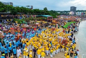 小琉球迎王祭請水 「魏」府大千歲駕臨全場歡聲雷動