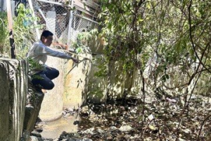 汐止智慧溪下大雨水淹垃圾多 市議員會勘改善