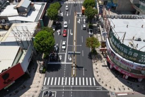 高雄明誠路塞爆「左轉車釀回堵」 市府在5路口設左轉道