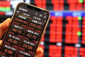 00919維持0.72、00918不降反升配0.84元！ 專家：兩檔2處相似…愛熱鬧選它