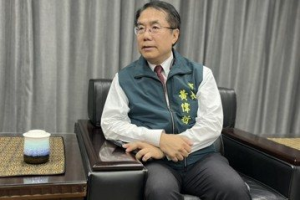 黃偉哲訪日拜會京都市長 兩市締盟3週年盼深化友誼